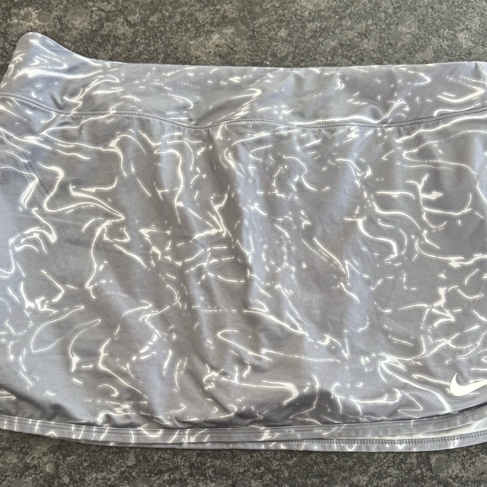 Nike Gray Patterned Skort